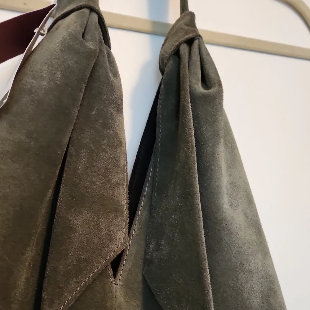 Anna Paola Olive Green Versatile Shoulder Bag with Minimalist Design Suede - Picture 3 of 16